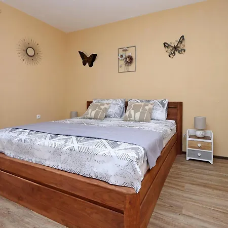 Family Friendly House With A Swimming Pool Nska, Krk - 23499 Holiday home *