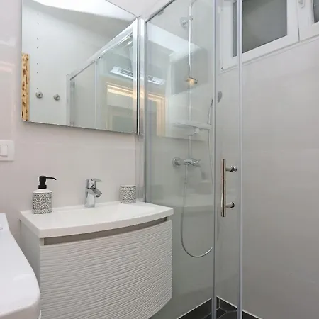 Nyaraló Family Friendly House With A Swimming Pool Nska, Krk - 23499